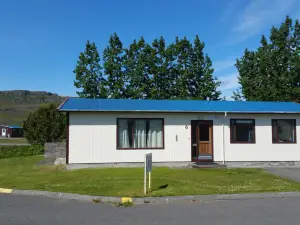 Ormurinn Guesthouse