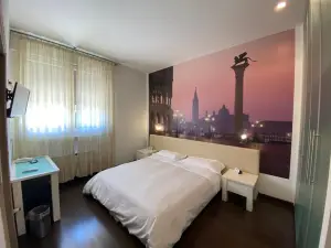 โรงแรมอันจี