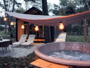 Wellness Lodge Hottub