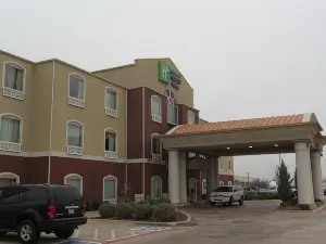 Holiday Inn Express & Suites SWEETWATER by IHG