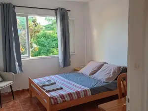 Appartement F4 Kone centre Tel 7O 55 O8