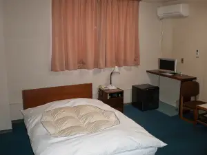 Business Hotel Marunouchi