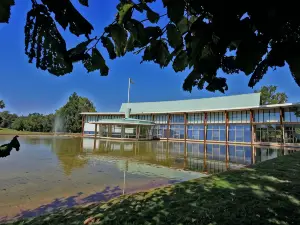 Logis Hotel des Lacs d'Halco