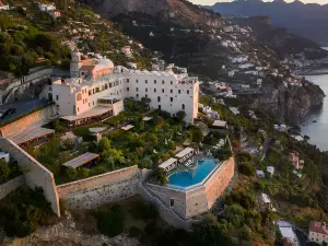 Monastero Santa Rosa Hotel & Spa
