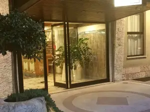 Hotel Excelsior