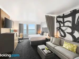 Hilton Motif Seattle