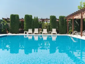 Emerald Hotel
