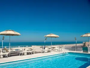 Waldorf Suite Hotel
