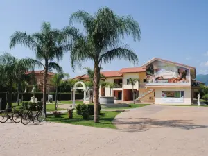 Club Esse Aquilia Beach Village Resort