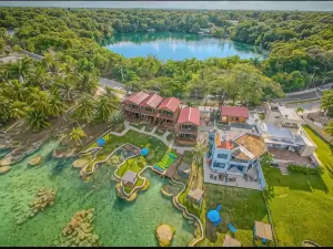 Blue Caribe Bacalar Front Lagoon