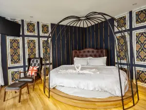 Dream Luxury Hotel