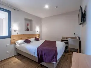 Logis Hôtel les Vieilles Granges