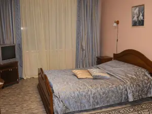 Viktoriya Hotel