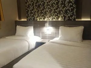 Grand Venetian Hotel