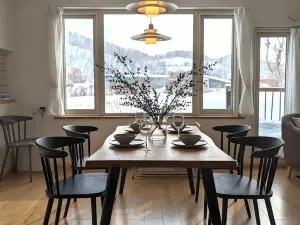 Fugoppe Beachfront Villa