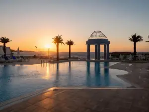 Dome Hotel