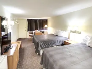 Travelers Inn