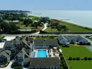 Shore Haven Inn