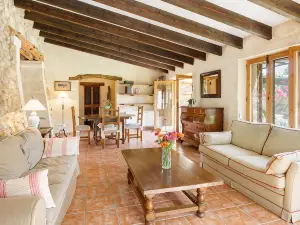 Holiday House for 6 Persons, with Swimming Pool