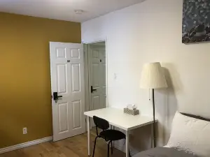 YK 오로라 B&B
