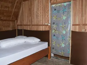 Tanjung Kalemo Resort