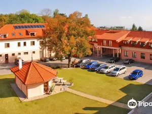 Hotel Novy Kastiel - Self Check-IN