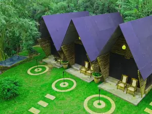Atha Safari Resort & Riverside Camping