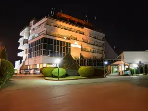 캐나디안 호텔