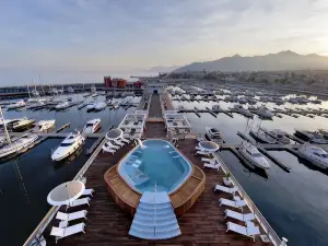Yacht Club Marina di Loano | Una Esperienze