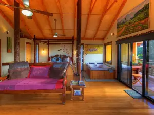 Maleny Tropical Retreat