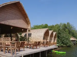 Bamboo Bungalow