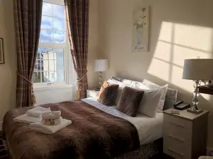 Haughton Arms Hotel