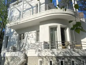 Casa Cuniolo Guest House
