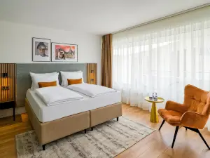 City Arcaden Hotel