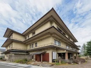 The Hotel Obuse