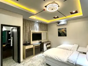 Asian Hotel
