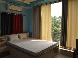 Hotel Meridian 	(Murshidabad)