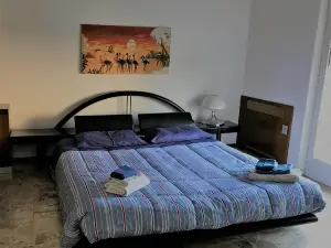 B&B Magenta