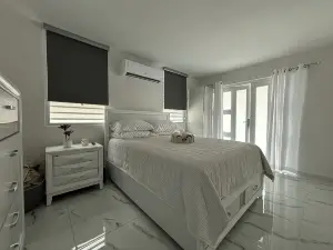Charming 3-bedroom house with WiFi, AC in beautiful Patillas