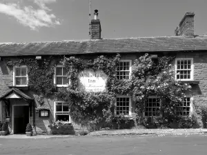 The White Lion Inn