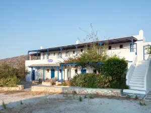 Dimitris Rooms