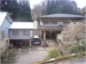 川合田温泉　山田家