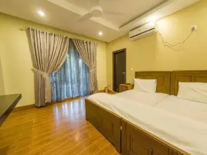 Karakuram Hotel