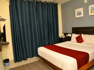 Hotel West End