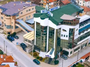 Hotel Kristal Palas