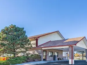 Greeley Valley Lodge