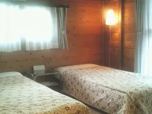 Pension Applique