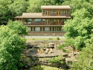 Beaver Lake Cottages