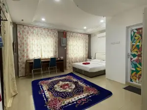 D' Anjung Inn