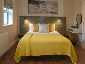 Moy Hotel